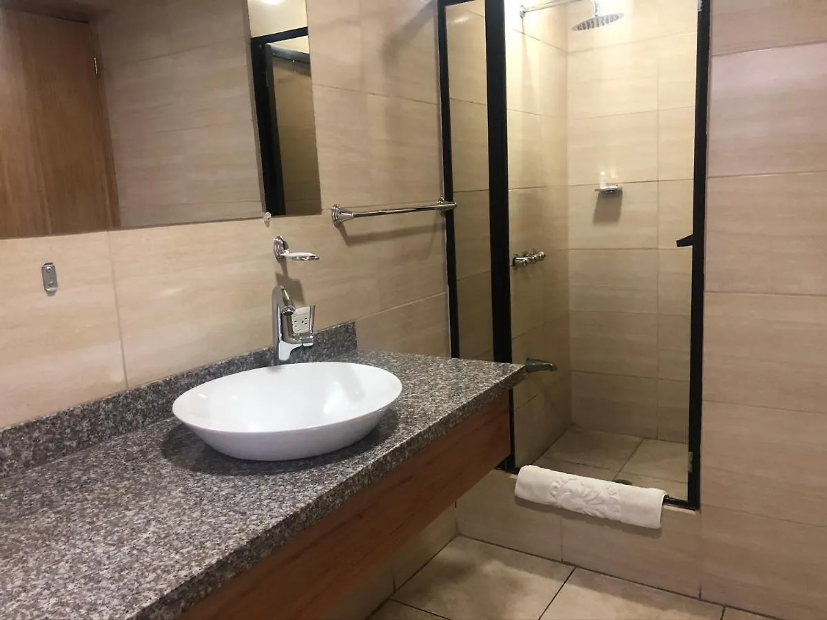 Hotel Ambassador Quito