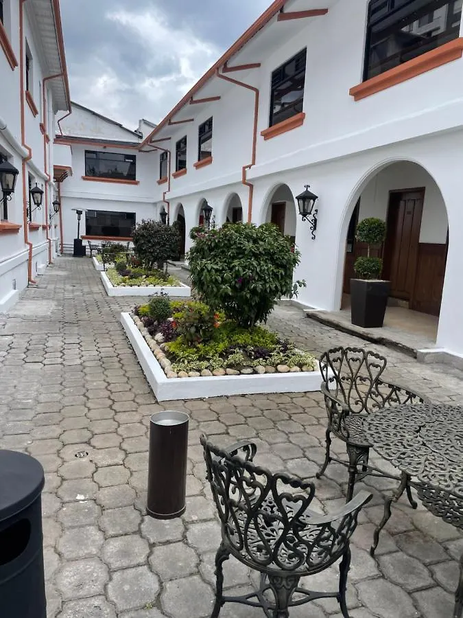 Hotel Ambassador Quito 3*,  Ecuador