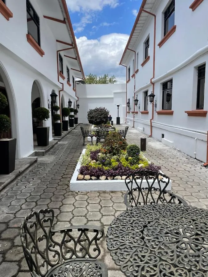 Hotel Ambassador Quito